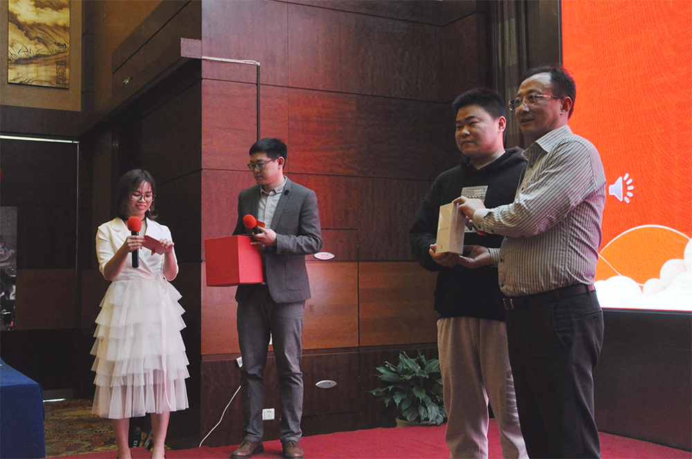 九游老哥J9俱乐部官网 - J9俱乐部老哥互换社区